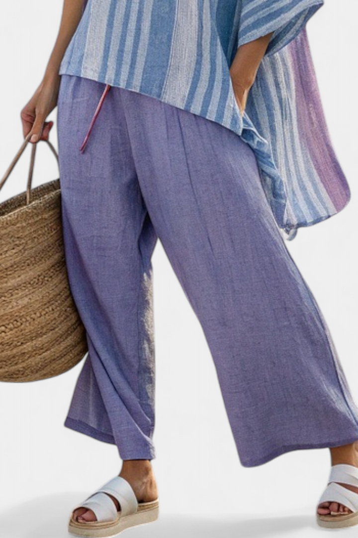 Carlotta – top elegante lavanda e azzurro cielo e pantaloni in lino